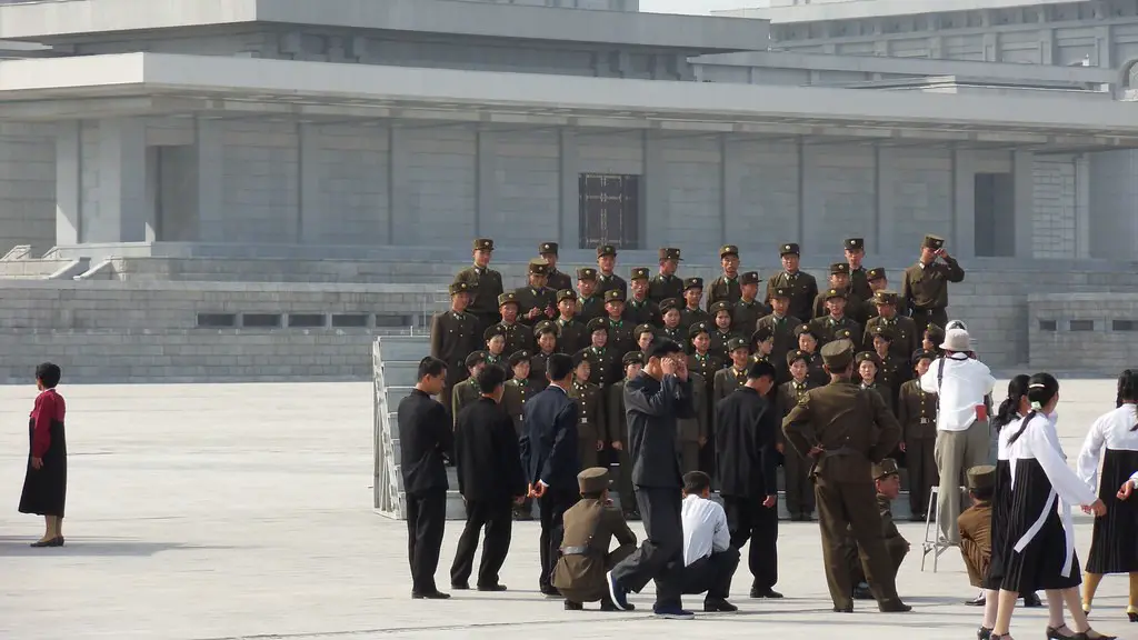 What is the life expectancy of north korea?