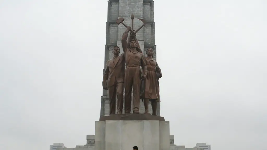 Do planes fly over north korea?